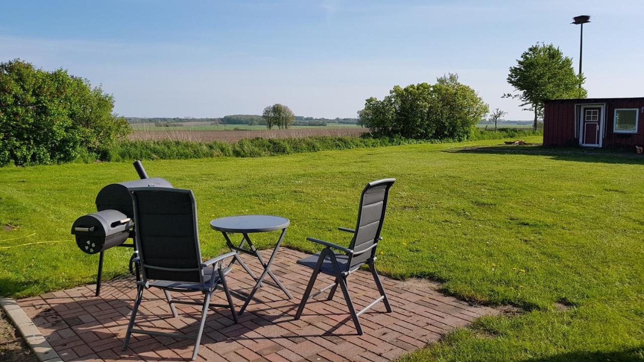 Herrlicher Nord und Süd-Blick direkt am Nord-Ostsee-Kanal Breiholz Exterior foto